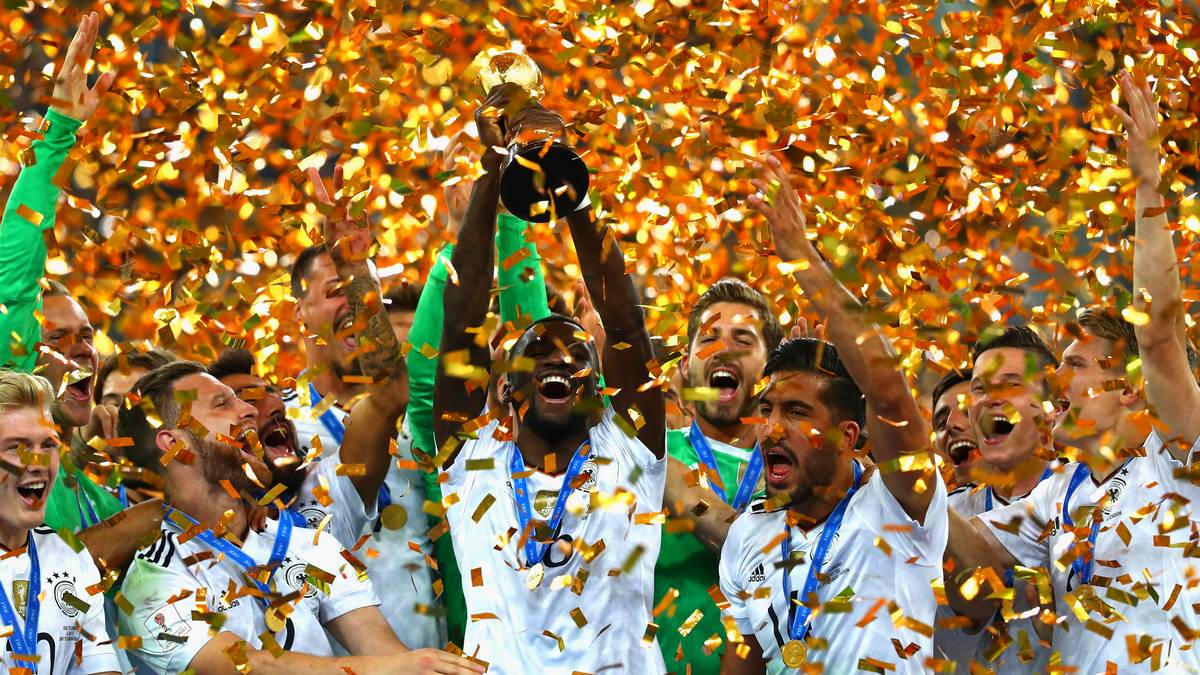 Schon wieder Grund zum Jubeln für Antonio Rüdiger! Nach dem Gewinn des FIFA Confederations Cups wechselt der Nationalspieler nach England in die Premier League