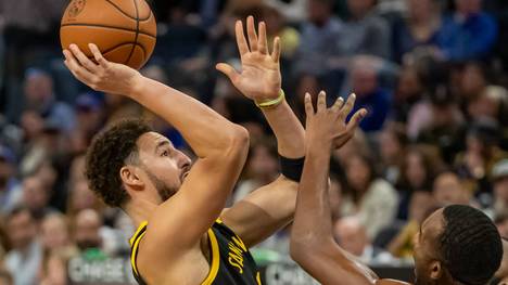 Klay Thompson (l.) verlässt die Golden State Warriors und schließt sich den Dallas Mavericks an