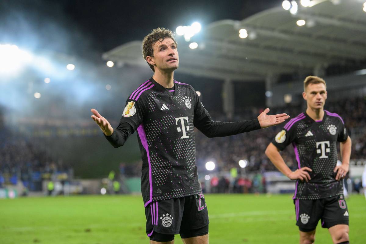 Seit dem Triple 2020 ist bei den Bayern im DFB-Pokal der Wurm drin. Maximal ging es bis ins Viertelfinale, gleich dreimal war sogar schon in der 2. Runde Schluss. Chronik einer Pechsträhne.