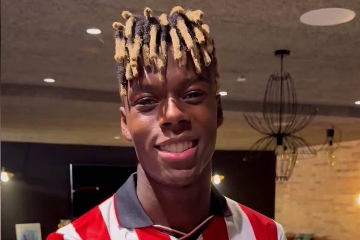 Das ist eine Überraschung: Nico Williams hat seinen Vertrag bei Athletic Bilbao am Freitag völlig unerwartet bis 2035 verlängert. Die Interessenten Bayern und Barcelona gehen leer aus.