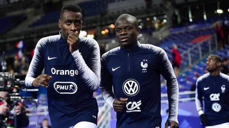 Blaise Matuidi (li.) hängt seine Fußballschuhe an den Nagel