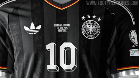 Für die Deutsche Nationalmannschaft soll es ein neues Trikot geben. Alle Details sind noch nicht bekannt, es könnte jedoch das letzte Trikot von Ausstatter Adidas werden, bevor Nike übernimmt. 