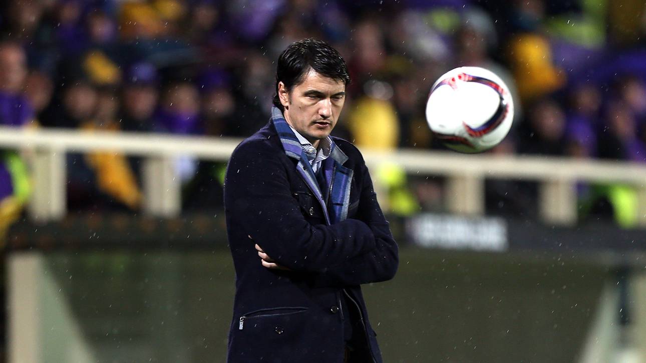 Bierbecher-Eklat in Griechenland