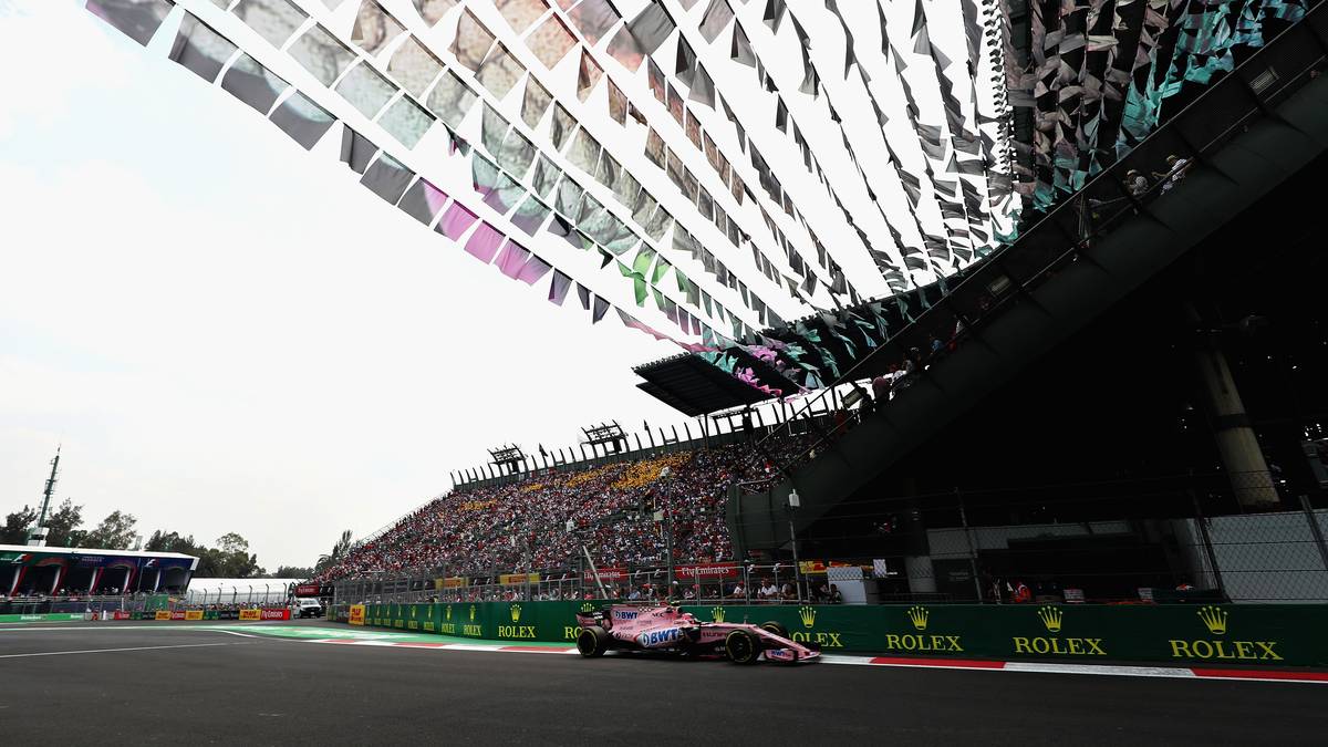 Insgesamt bietet die Strecke in Mexiko 140.000 Zuschauerplätze - was für eine Atmosphäre sorgt, die in der Formel 1 ihresgleichen sorgt