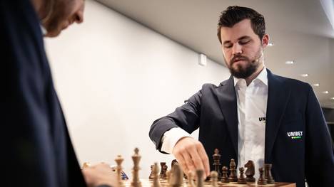 Magnus Carlsen feiert den nächsten Turniersieg