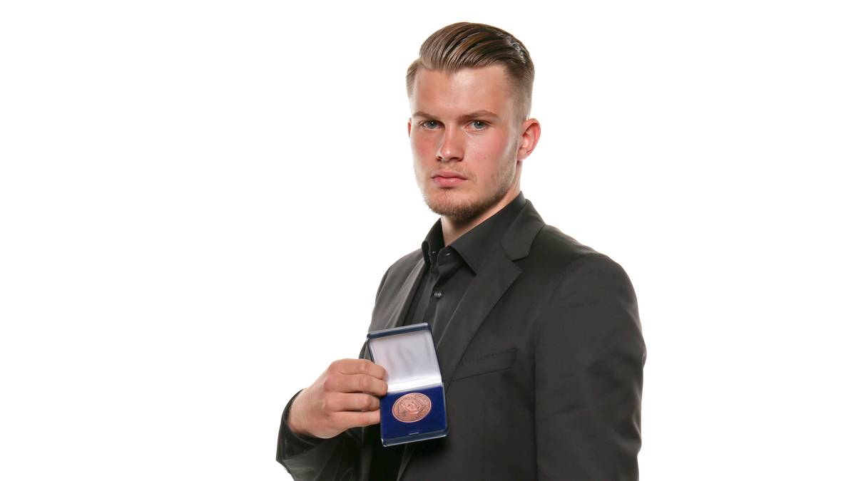 Lukas Mai bekam 2017 vom DFB die Fritz-Walter-Medaille in Bronze