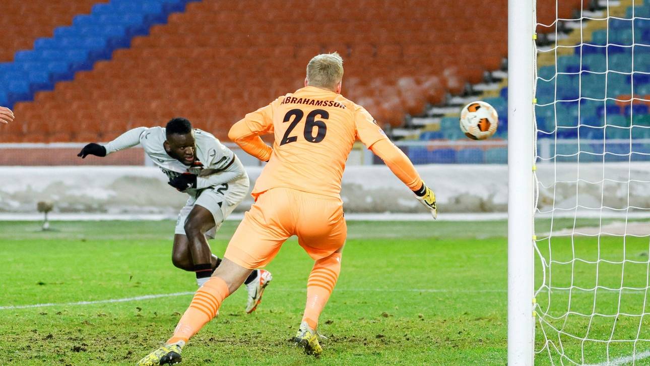 Freiburg und Bayer siegen – Frankfurt muss in Zwischenrunde