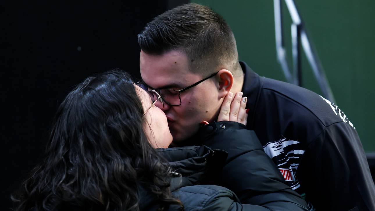 Freundin rührt van Veen zu Tränen