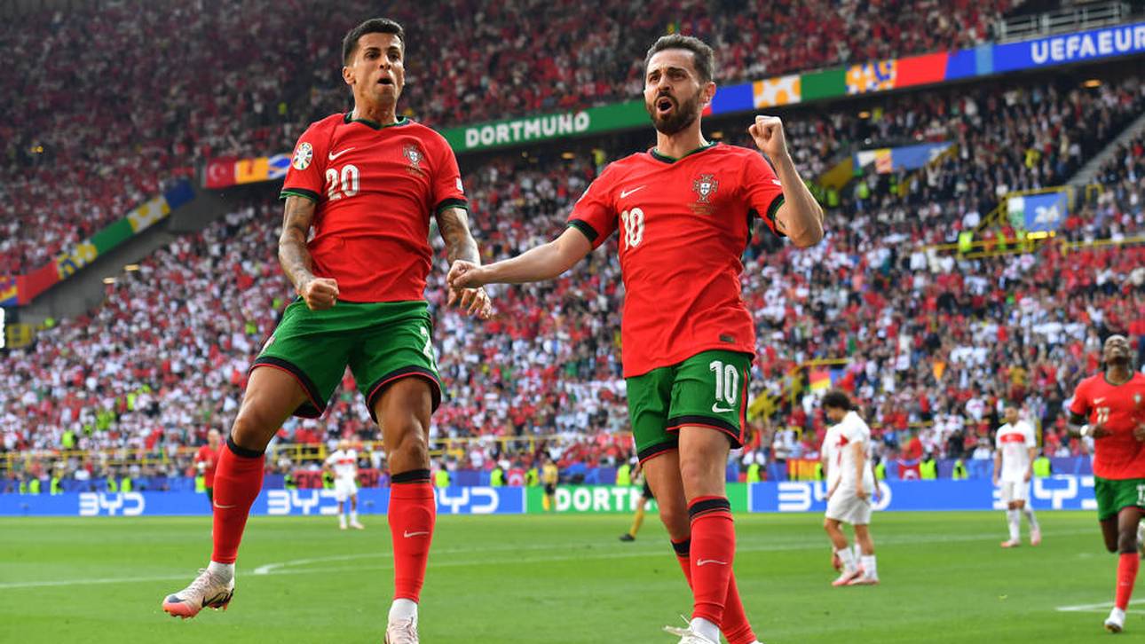 Bernardo Silva (r.) erzielte die Führung für Portugal gegen die Türkei
