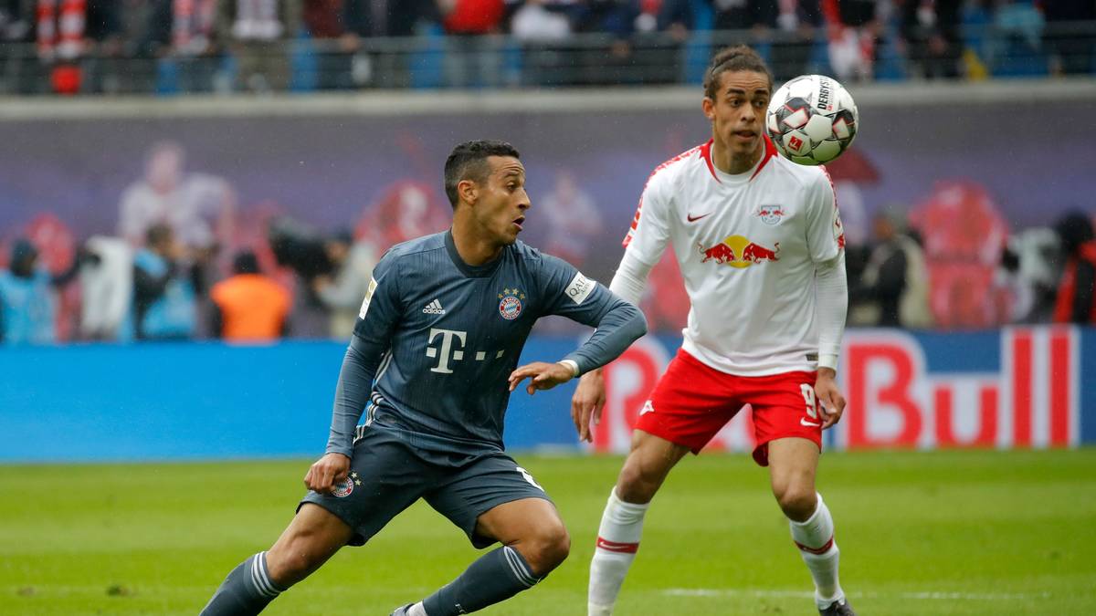 Zwar agiert er nach wie vor oftmals zu verschnörkelt und könnte noch effektiver sein (nur zwei Liga-Tore), Thiago ist aber nach wie vor der beste Techniker im Team und damit unverzichtbar. Im Meisterschaft-Endspurt blieb der 28-Jährige aber eher unauffällig. SPORT1-Note: 3