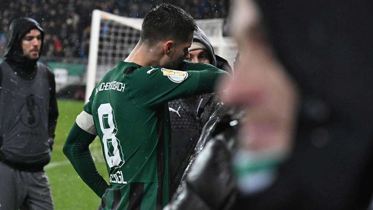 Gladbach-Stars am Boden zerstört