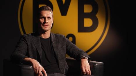 Sportdirektor Sebastian Kehl spricht nach seiner Vertragsverlängerung über die Ziele von Borussia Dortmund in der Rückserie.