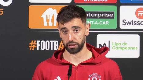 Bruno Fernandes zeigt sich nach der Niederlage im Europa-League-Finale gegen Tottenham enttäuscht. Der Portugiese fordert eine umfassende Aufarbeitung einer katastrophalen Saison für Manchester United.
