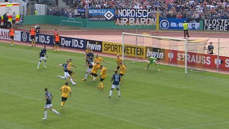 Der Hamburger SV steht in der zweiten Runde des DFB-Pokals. Bei der SpVgg Bayreuth muss der HSV nachsitzen, gewinnt am Ende dann doch mit 3:1 nach 120 Minuten.