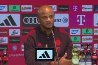 Nach den ersten Dämpfern in der Bundesliga und Champions League wird Bayern-Trainer Vincent Kompany zum Spielstil seiner Mannschaft befragt. Dieser verteidigt ihn vehement. 