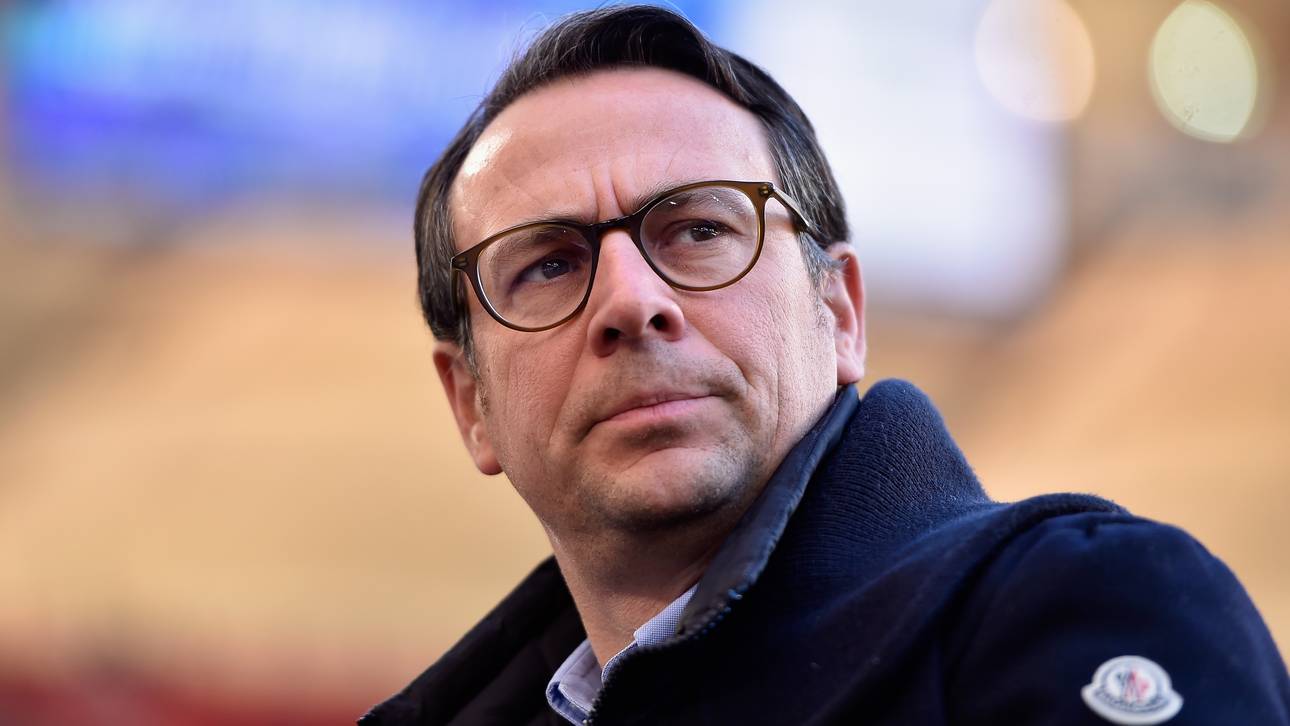 96-Boss Bader verteidigt Coach Schaaf