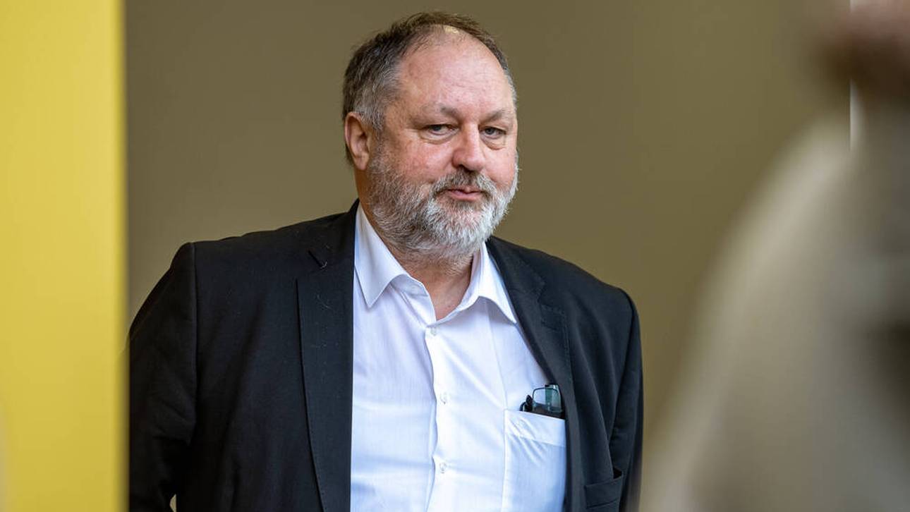 DHB-Boss schießt gegen Liga