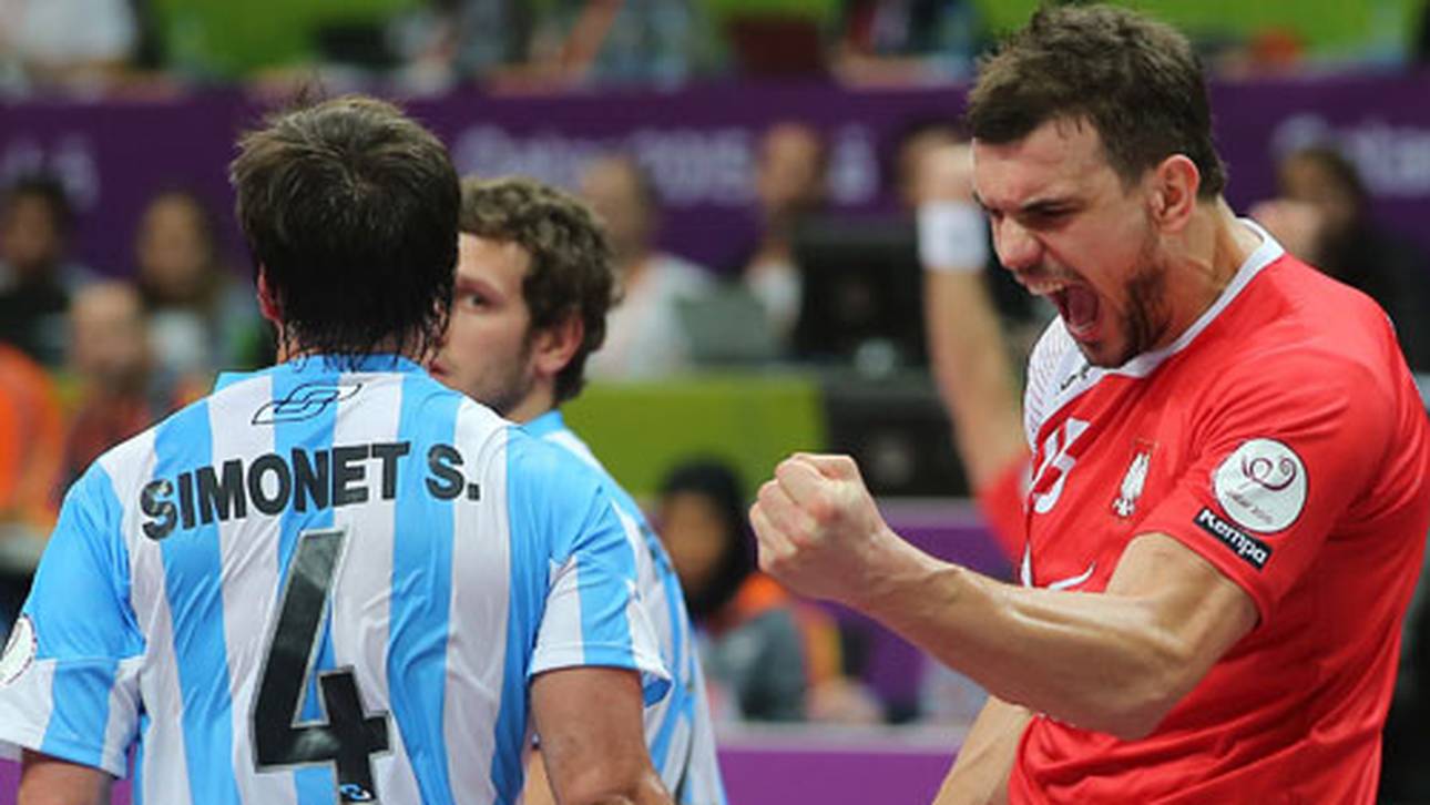 Polen mühen sich zum Sieg