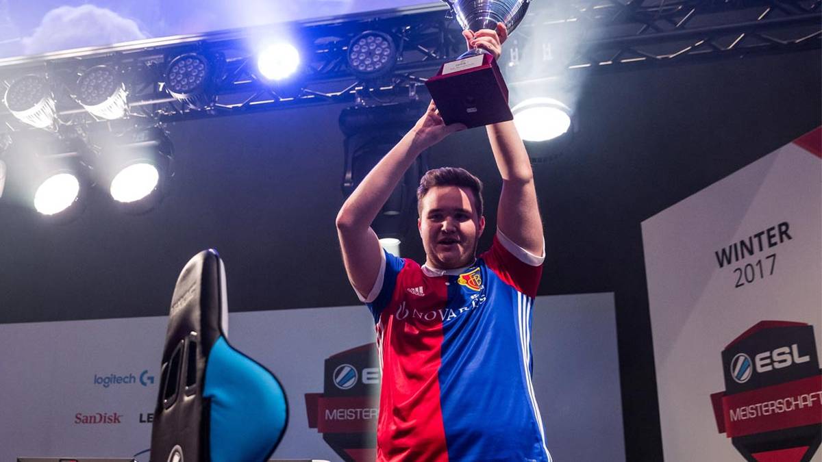 Wie einst Kaiserslautern in der Bundesliga gelang Tim "TheStrxngeR" Katnawatos direkt nach seinem Aufstieg in die höchste Spielklasse der ESL der Mega-Coup: Der Gewinn der Siegestrophäe. Somit ist er Titelträger in einem anderen deutschen Verband, der ESL