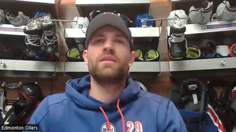 Zweimal in Folge verloren die Edmonton Oilers um Leon Draisaitl das Endspiel um den Stanley Cup gegen die Florida Panthers. Draisaitl verrät, wie er damit umgeht.