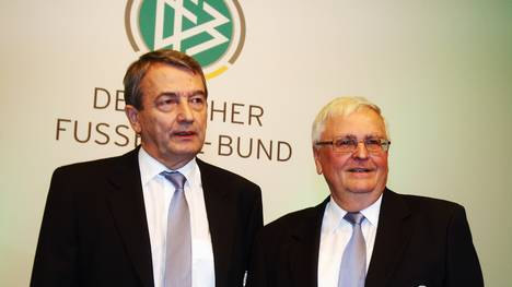 Gegen Wolfgang Niersbach (l.) und Theo Zwanziger (r.) wird im Rahmen des Sommermärchen-Skandals ermittelt