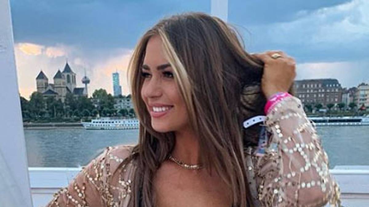 Paszka ist in der deutschen Boulevardpresse keine Unbekannte. In der RTL-Show "Die Bachelorette" steht sie 2017 im Mittelpunkt 