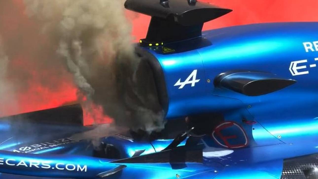 Brennender F1-Bolide sorgt für Chaos