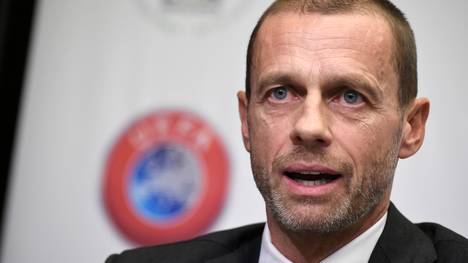 Fußball: UEFA-Präsident Aleksander Ceferin im Amt bestätigt, Aleksander Ceferin wurde erneut zum UEFA-Präsidenten gewählt