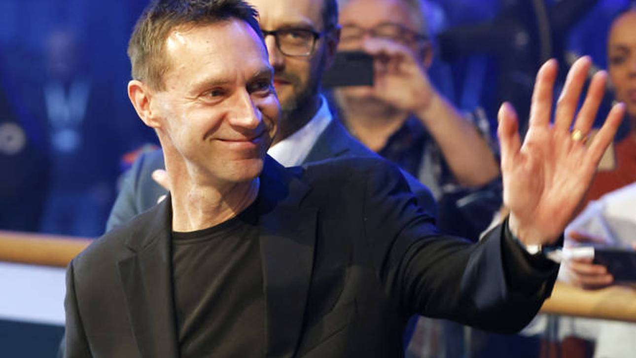 Voigt bringt Sensation ins Gespräch