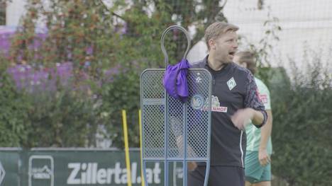 Werder Bremen beendete die vergangene Saison auf dem Relegationsplatz. In der kommenden Saison wollen die Werderander wieder weiter oben stehen und arbeiten im Trainingslager am Zillertal an ihrer neuen Mentalität. 