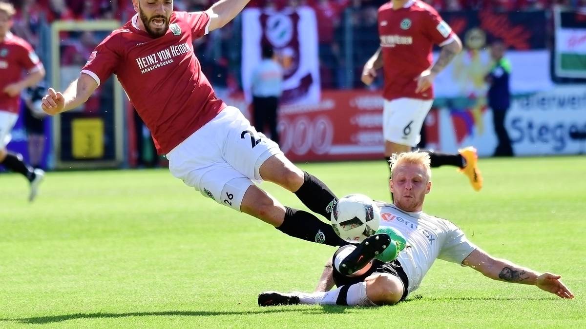 Tatsächlich kassieren die Niedersachsen sogar ein Gegentor