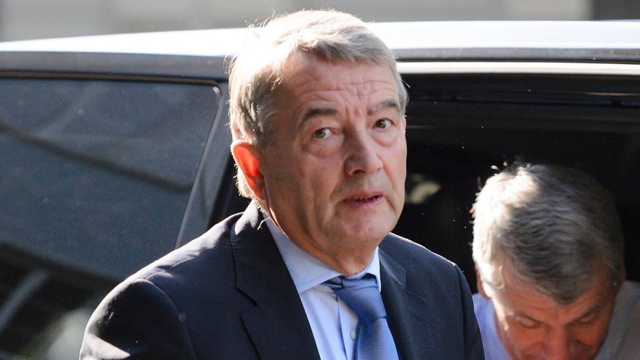 Niersbach in DFB-Affäre unter Druck