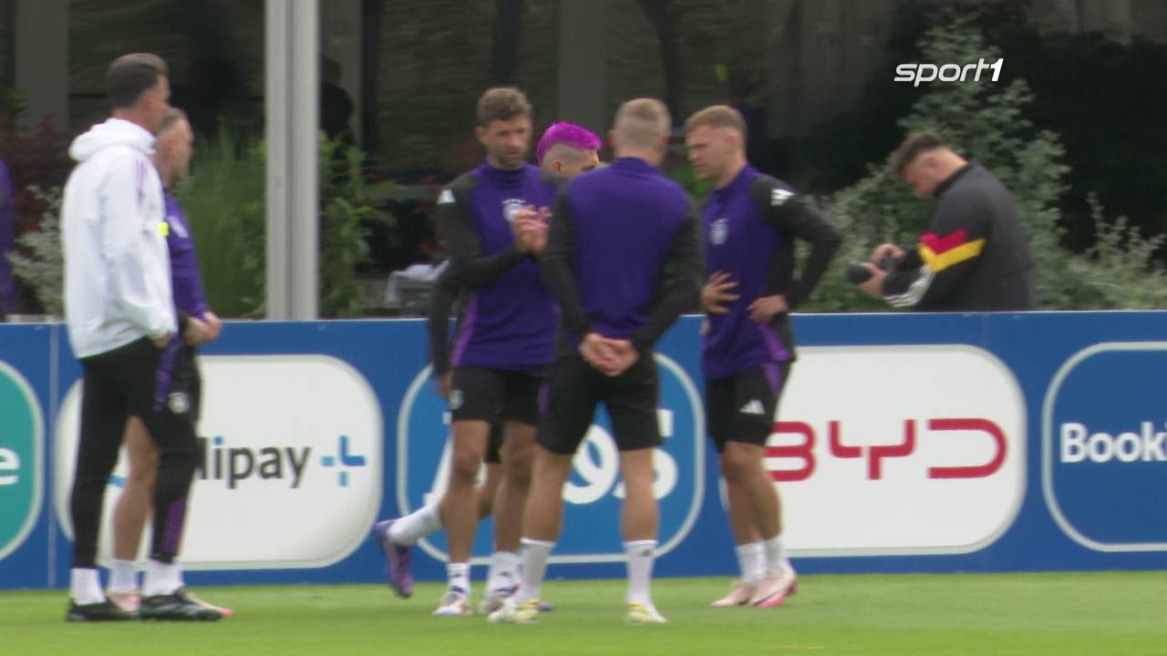 Nanu?! Dieser DFB-Star trägt jetzt pinke Haare