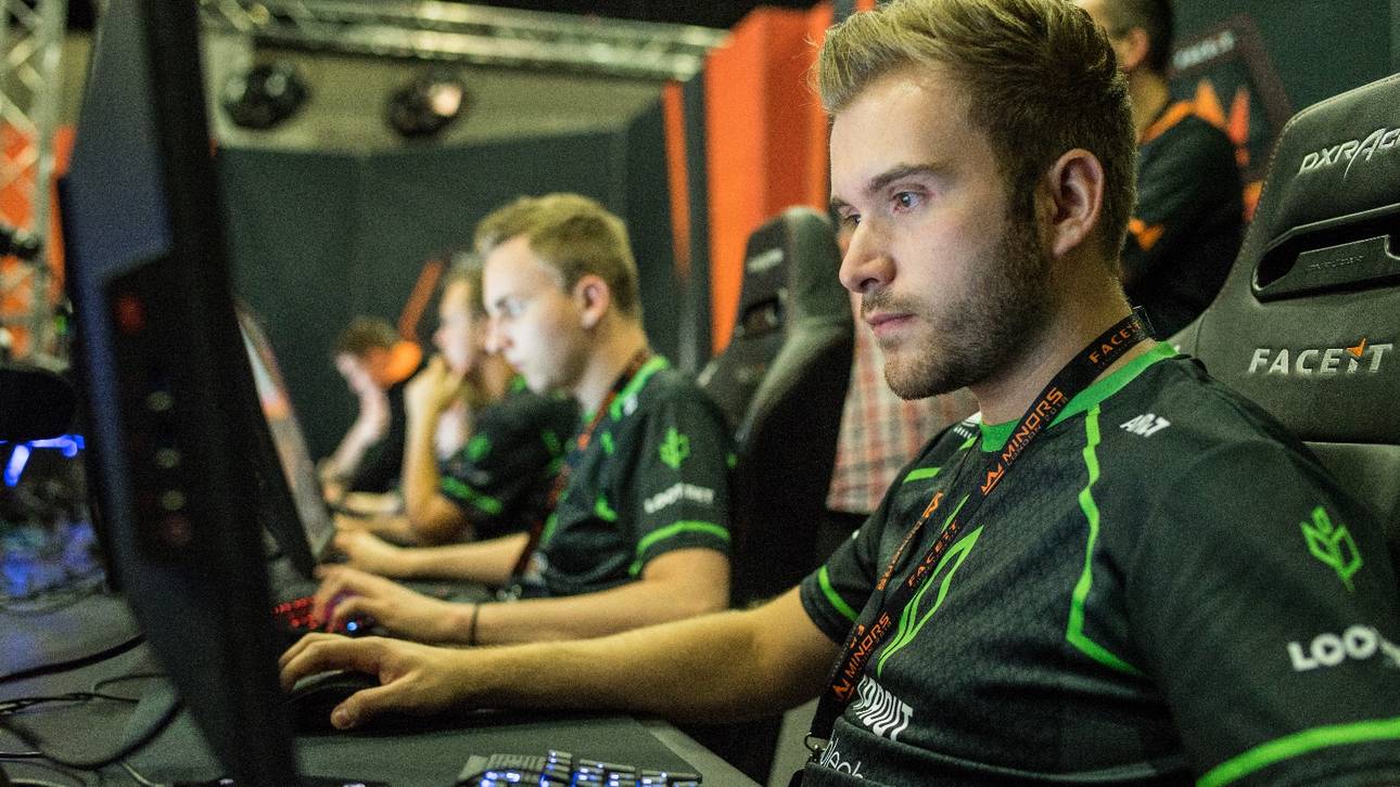 Sprout & aTTaX erweitern Roster