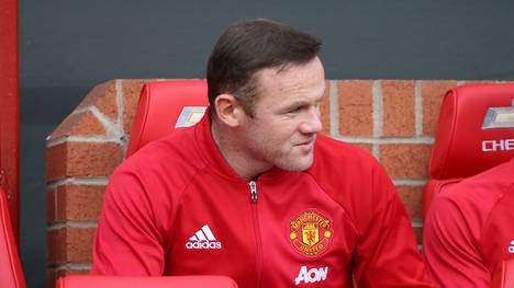 Wayne Rooney saß zuletzt bei Manchester United nur auf der Bank