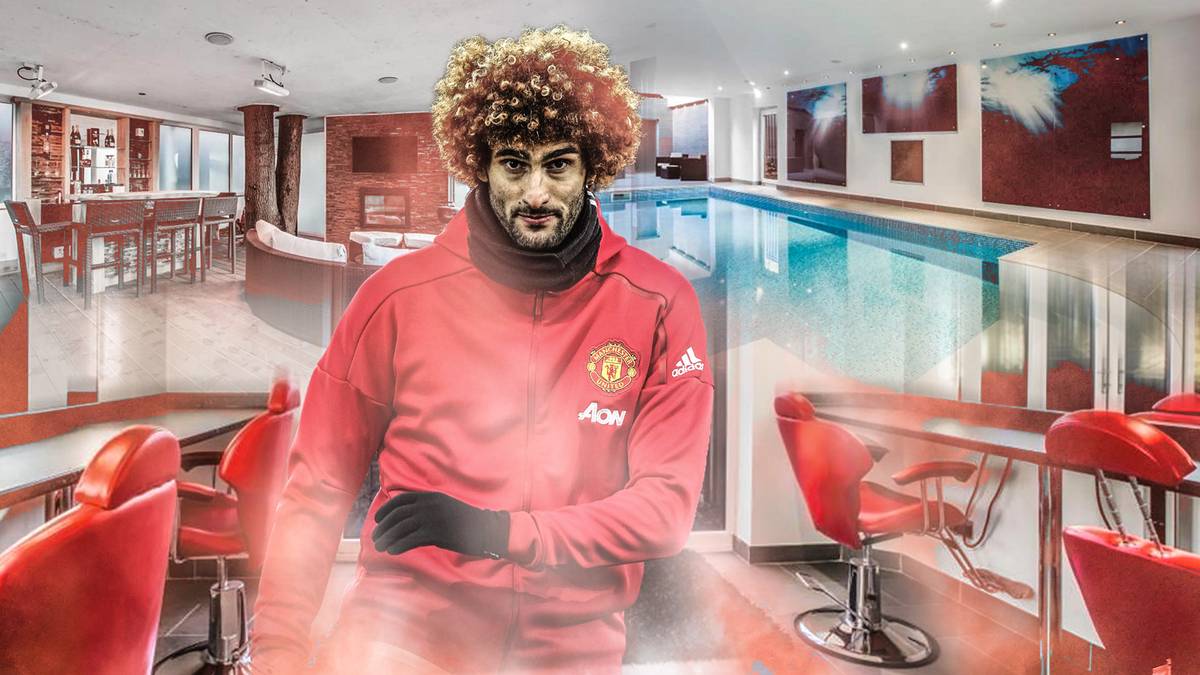 MAROUANE FELLAINI: Der Lockenkopf kam einst als teurer Hoffnungsträger zu Manchester United, doch wirklich durchsetzen konnte sich der Belgier nie. Nun will er sein Haus im Umland von Manchester verkaufen.