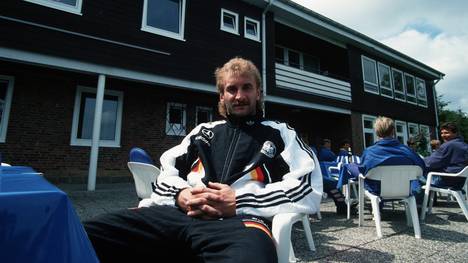 Rudi Völler und der Geist von Malente (nicht im Bild) im DFB-Trainingslager vor der WM 1994