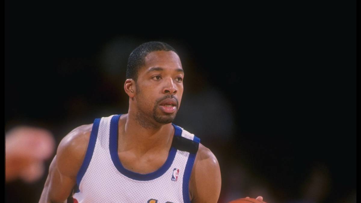 PLATZ 8 - FAT LEVER (43 Triple-Doubles): Lever gehörte in den 80er-Jahren zu den besten Point Guards der Liga. Seine NBA-Karriere begann 1982, als er von den Portland Trail Blazers gedraftet wurde. Der Durchbruch gelang ihm jedoch erst zwei Jahre später mit seinem Wechsel zu den Denver Nuggets. Einen Titel konnte er zwar nie gewinnen, doch zwischen 1985 und 1990 führte er die Nuggets stets in die Playoffs