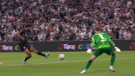 Besiktas-Debüt für Alexander Nübel. Dabei durfte der deutsche Keeper seine ganze Klasse unter Beweis stellen.