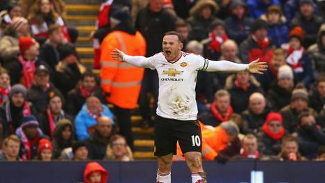 Wayne Rooney jubelt