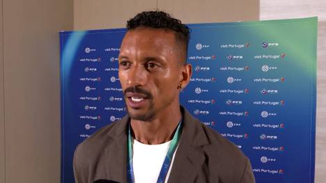 Ex-Portugal-Spieler Nani schwärmt in einem Interview von Cristiano Ronaldo. Man solle es einfach genießen, einem der größten Spieler aller Zeiten beim Spielen zuzuschauen. 