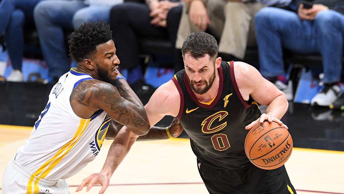 KEVIN LOVE: Eine weitere Absage handelte sich Popovich von Kevin Love ein. Der Forward der Cleveland Cavaliers hatte in der vergangenen Saison wegen einer Schulterverletzung nur 22 Spiele absolviert