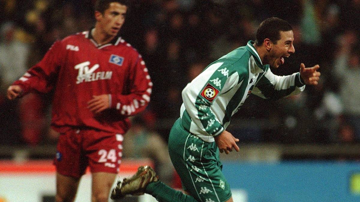 Am 3. Februar 2001 schießt sich Pizarro endgültig in die Herzen der Werder-Fans. Mit seinem ersten Bundesliga-Doppelpack, ausgerechnet im Nordderby gegen den HSV, führt Pizarro die Bremer zu einem 3:1-Sieg. Nach 19 Toren in 31 Ligaspielen kehrt Pizarro Werder zum ersten Mal den Rücken