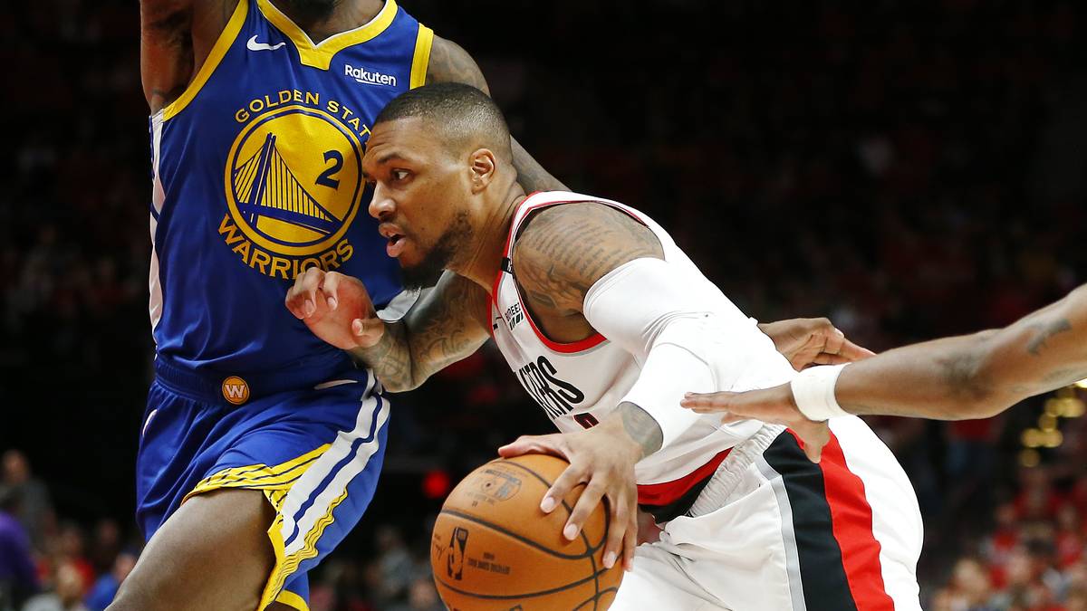 DAMIAN LILLARD: Die Portland Trail Blazers dürfen sich auch in den kommenden Jahren auf die Dienste von Damian Lillard freuen. NBA-Insider Shams Charania von "The Athletic" meldet, dass der 28-Jährige sich einer Einigung mit Portland nähert