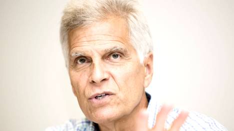 Olympia-Held Mark Spitz spricht im SPORT1-Interview über die Laureus-Awards und Olympia in Tokio. Zudem liefert er einen Rückblick auf 1972.