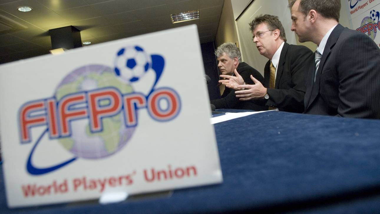 FIFPro geht gegen Transfersystem vor