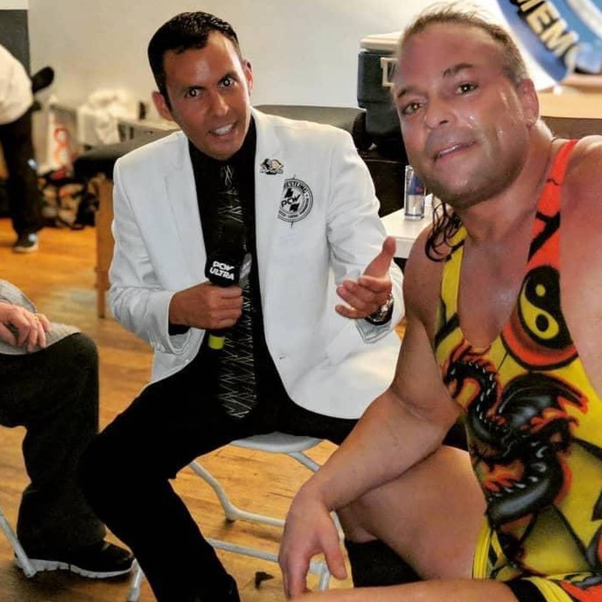 Bei einem Autocrash in El Salvador kommt der früher auch im WWE-Umfeld aktive Wrestling-Ansager Dan Masters ums Leben. Diverse prominente Weggefährten reagieren bestürzt.