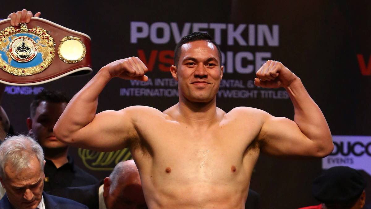 Der Neuseeländer Parker bringt ein Kampfgewicht von 107,2 Kilogramm auf die Waage