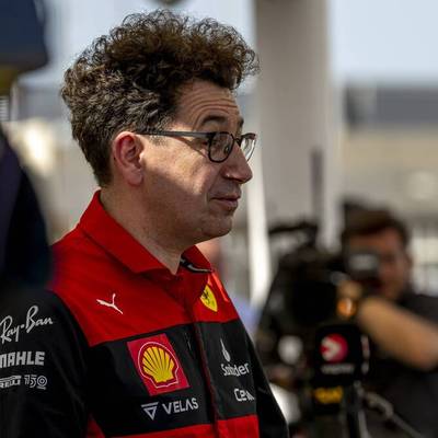 Viele Namen und damit potentielle Kandidaten sind im Gespräch um den Platz als Ferrari-Teamchef. SPORT1 weiß wie die Chancen und Wahrscheinlichkeiten der einzelnen Bewerber wirklich sind. 