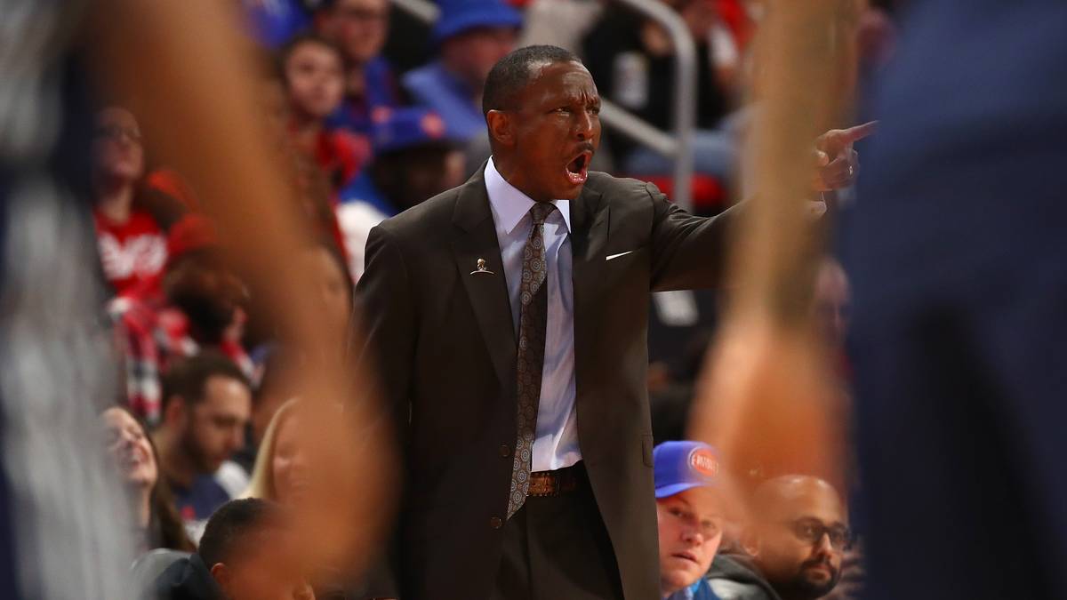 RANG 1 - DWAYNE CASEY (Toronto Raptors): Eigentlich unglaublich - der Trainer des Jahres wurde jetzt schon gefeuert. Vor ein paar Jahren war der frühere Assistent der Dallas Mavericks bei den Raptors praktisch schon entlassen. Jahr für Jahr implodierten die Dinos spätestens in den Playoffs - so auch dieses Jahr gegen LeBron James und die Cavaliers